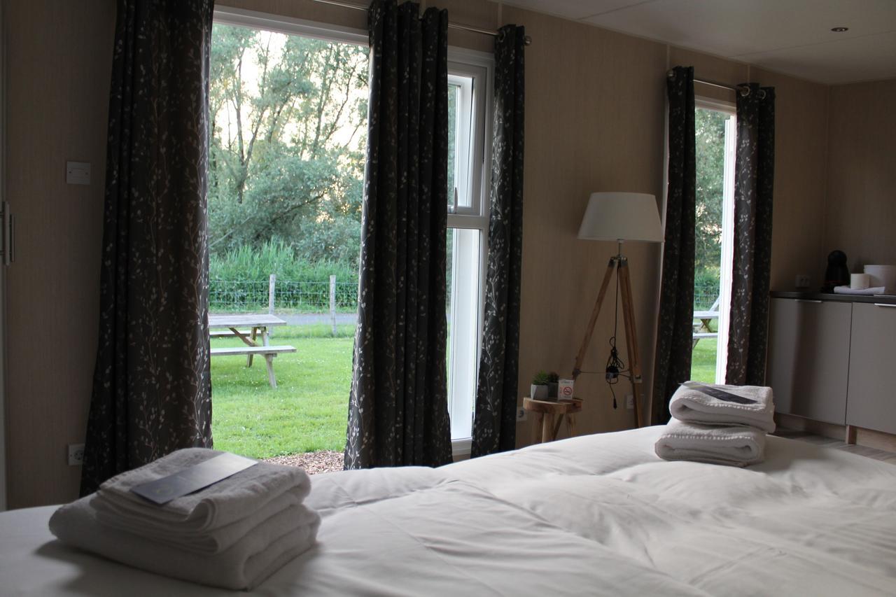 De Brabantse Biesbosch Hotel Werkendam Kültér fotó