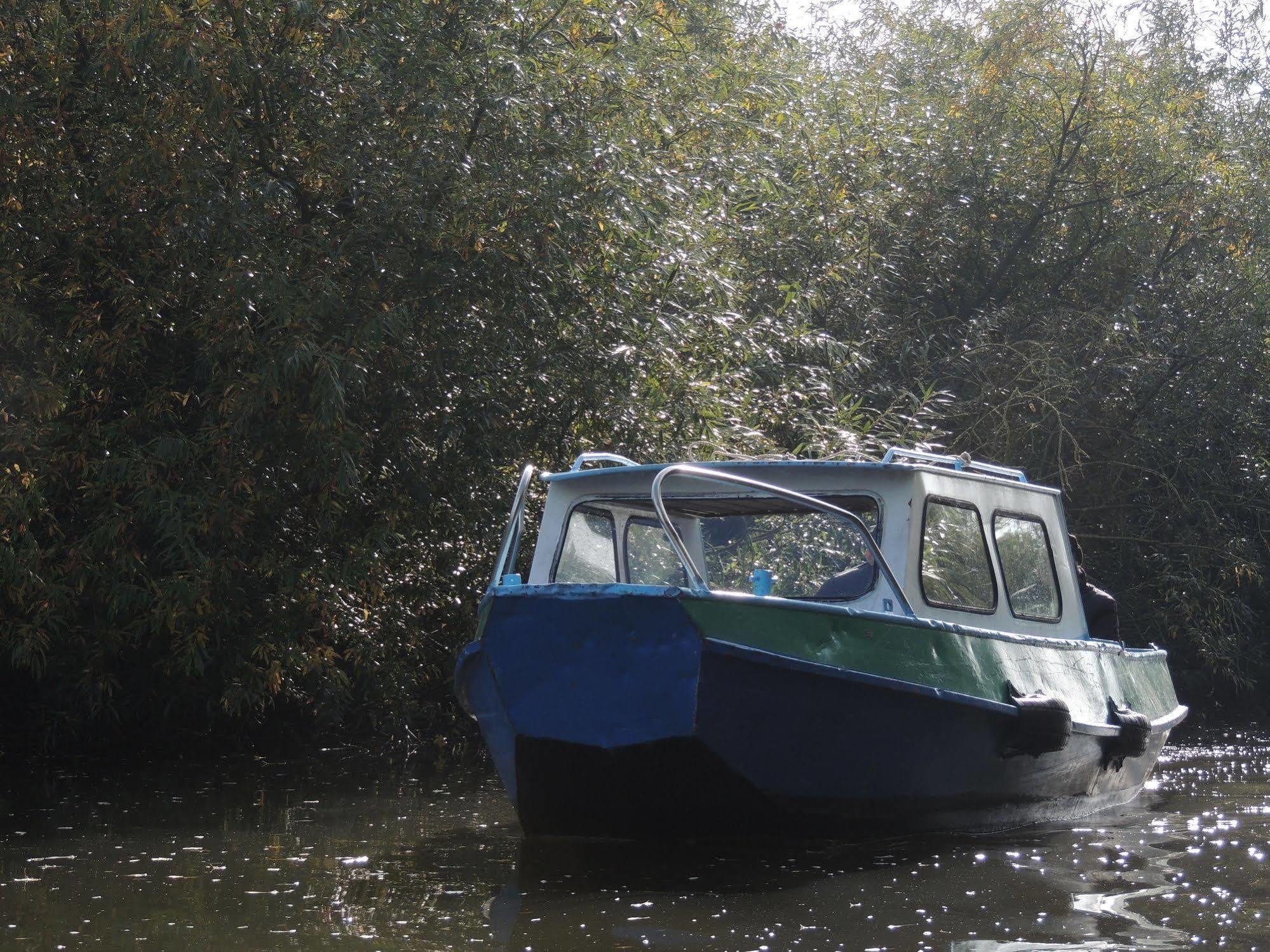 De Brabantse Biesbosch Hotel Werkendam Kültér fotó